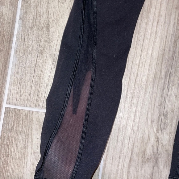 lululemon leggings - Picture 4 of 5